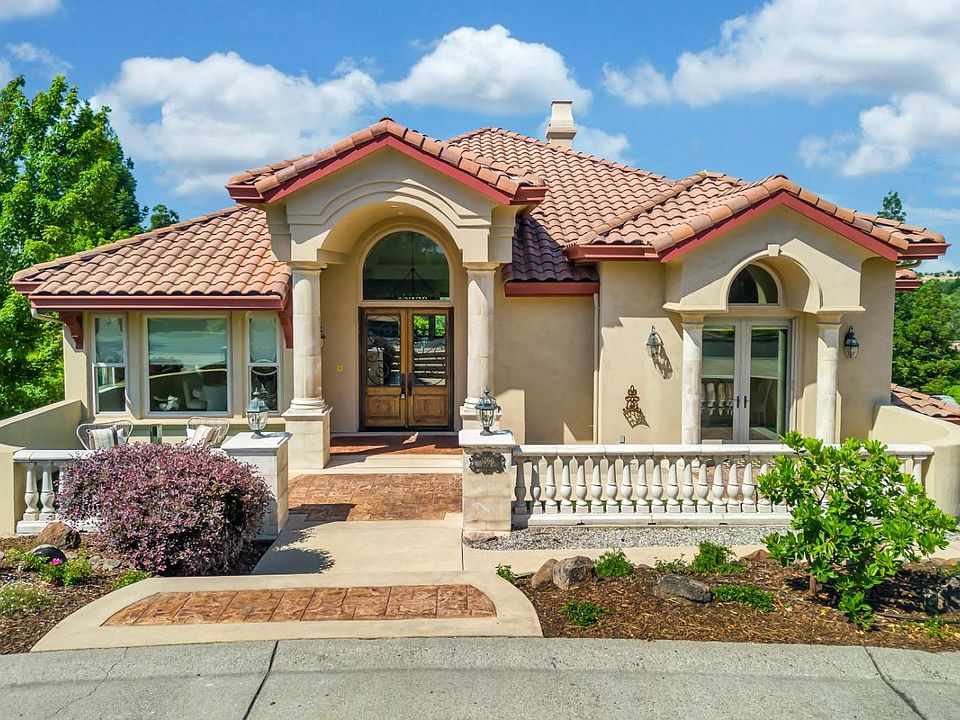 1st image of 4090 Clubview Ct