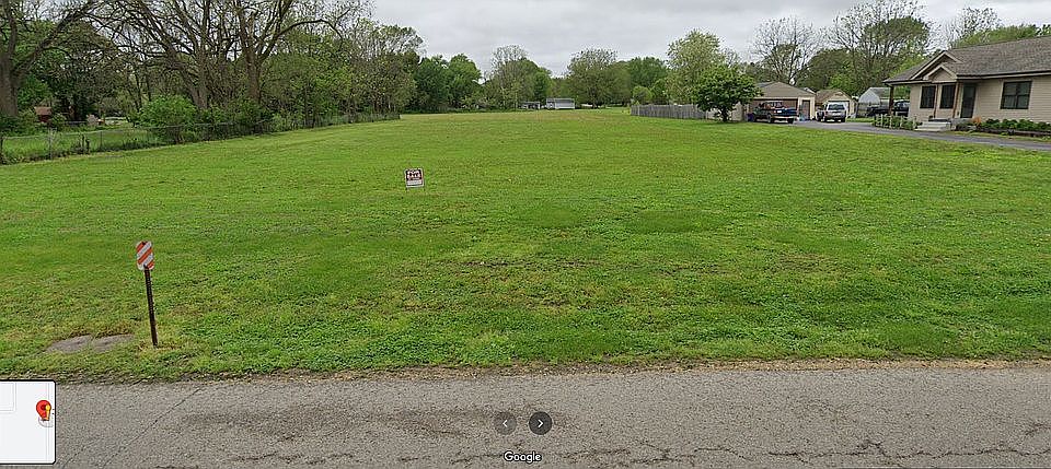 1st image of 3024 Searles Ave