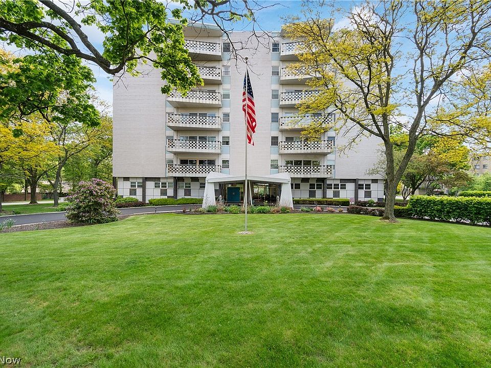 1st image of 275 N Portage Path APT 6C