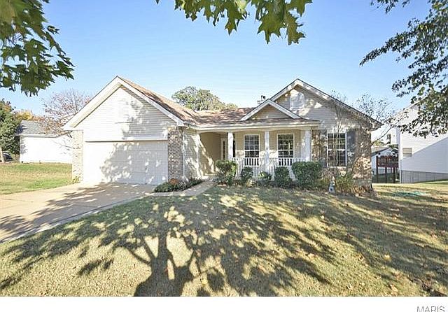 1st image of 352 Emmanuel Ct