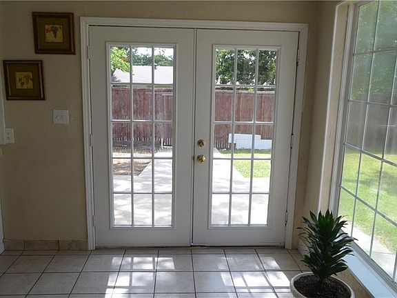 5th image of 1132 Eastwood Dr