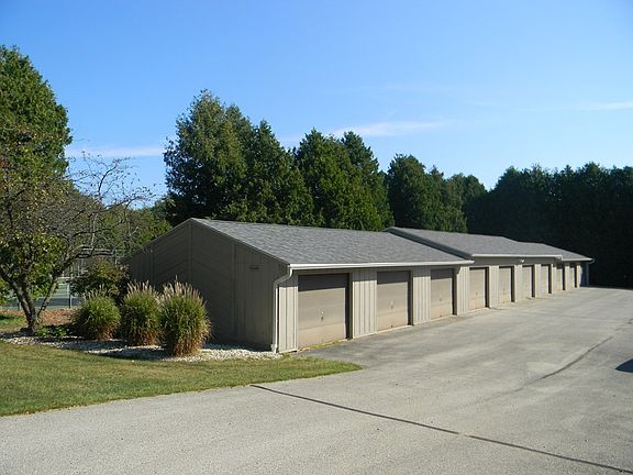 3rd image of 10628 Sister Bluff Dr #1