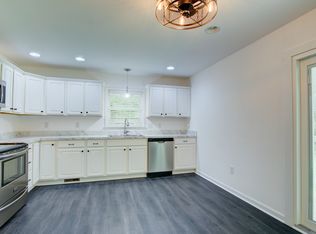 1029 Mattox Ave, Colonial Beach, VA 22443