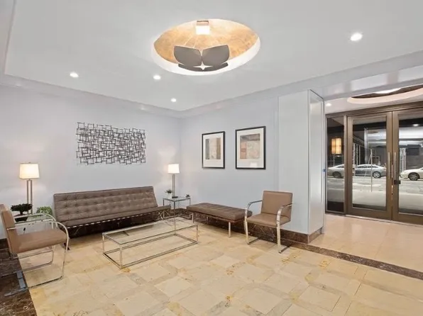 153 East 57th Street 7A image 7 of 7