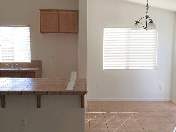5th image of 354 Live Oak Way