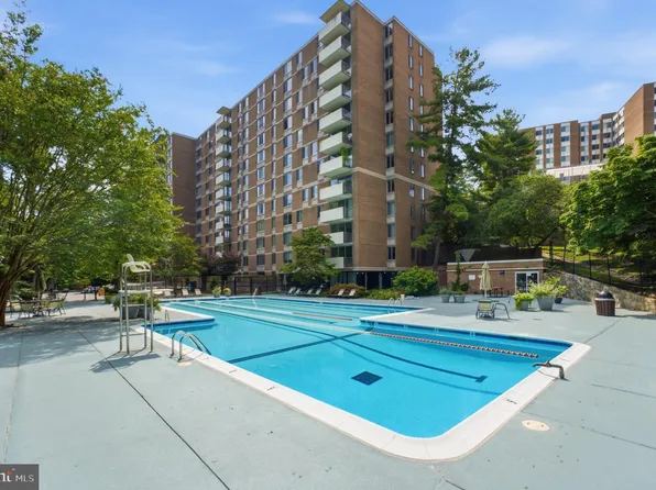 2939 Van Ness St NW APT 938, Washington, DC 20008