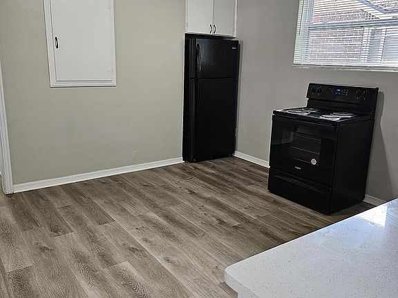 4th image of 6430 SUNSET Drive