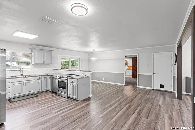 6027 Forest Shadow St — Photo 15