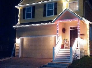 18058 Meadow Ave, Sandy, OR 97055