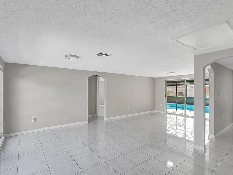 7210 Parrot Dr — Photo 4