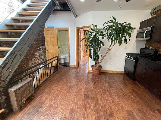 Rented by Ideal Properties Group | media 5