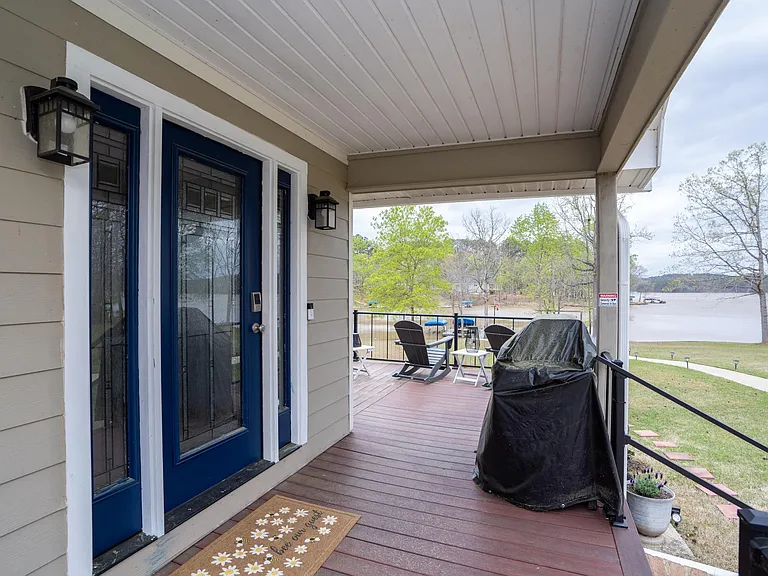 218 Long Island Dr — Photo 6