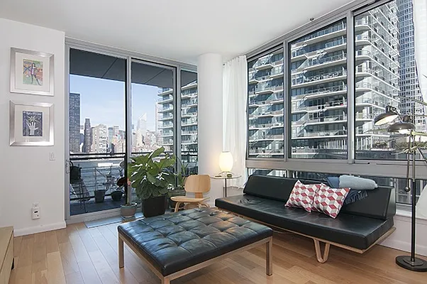 Sold by Nest Seekers International | media 19