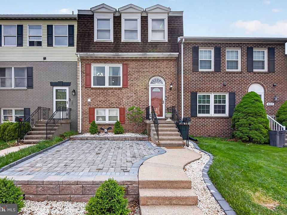 1st image of 824 Woodlawn Dr