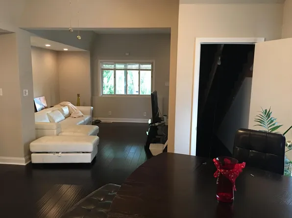 2831 Cobden St, Pittsburgh, PA 15203