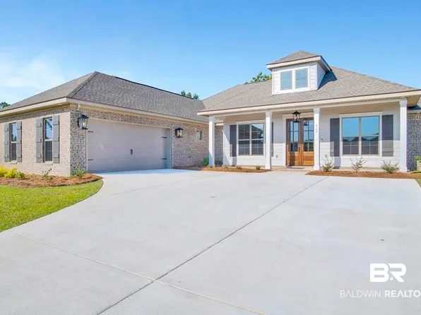 381 Garrison Blvd, Fairhope, AL 36532