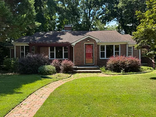 412 College Ave Photo 1