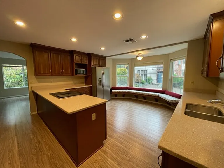 12242 SW Breyman Ave — Photo 5
