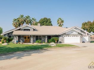 6939 Mandy Ln, Bakersfield, CA 93308