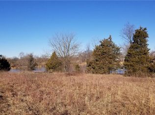 Columbia Rd, Spring Hill, KS 66083