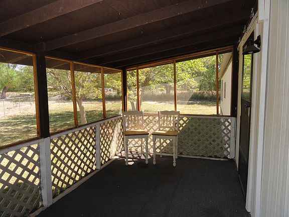 3rd image of 468 Diana Dr