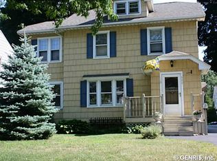 395 Barry Rd, Rochester, NY 14617