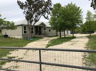 801 Hidden Bear Rd, Liberty Hill, TX 78642