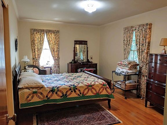 Master BD RM with walk-in+1 