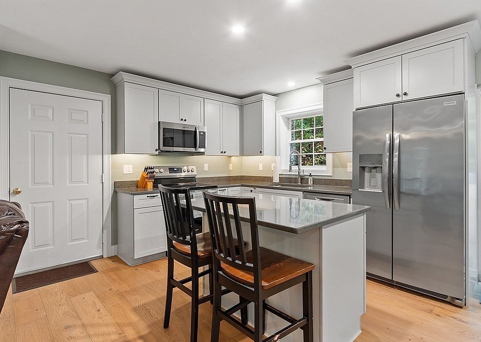 35 Hillside Dr, Winchendon, MA 01475 | Zillow