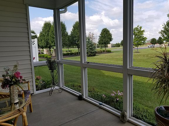 3rd image of 4638 Stoneworth Dr