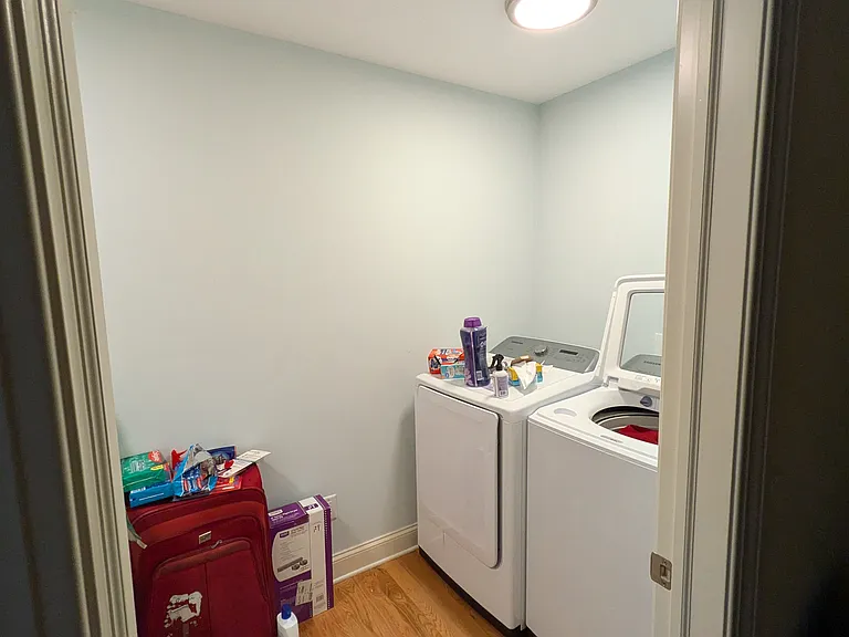 412 McClennan Dr — Photo 38
