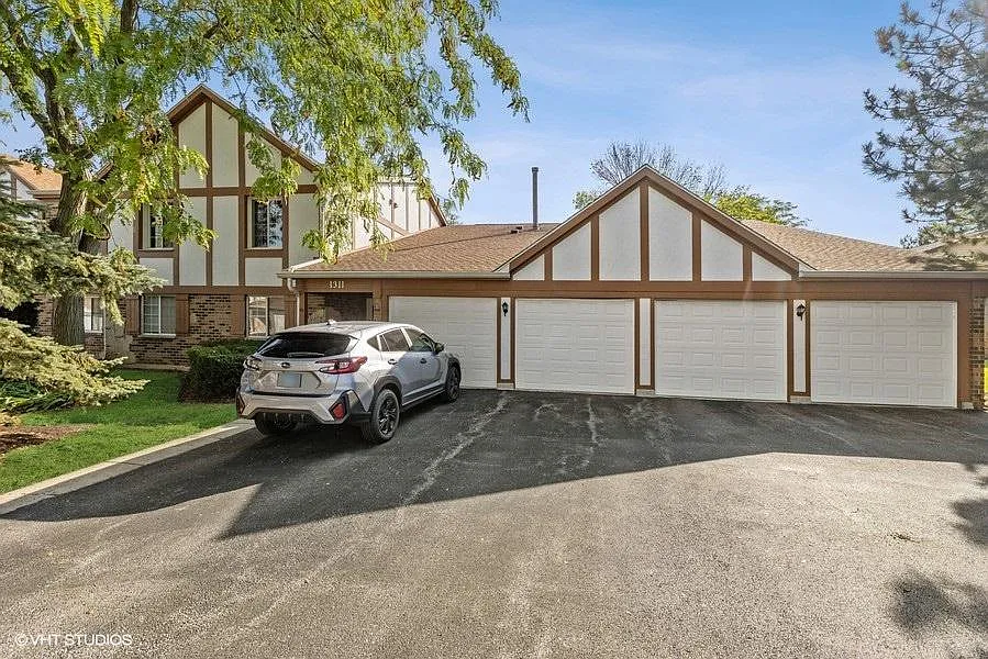 2 bed, $2,500 — Photo 3