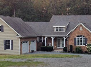 5142 Gray Sentry Ln, Warrenton, VA 20187