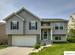 14505 Leeman St, Bennington, NE 68007