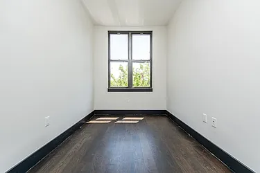 Rented by Rennit Inc.