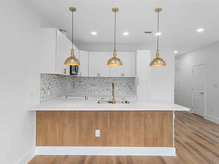7117 Springdale St #B — Photo 8