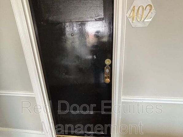123 N Broad St Unit 402
