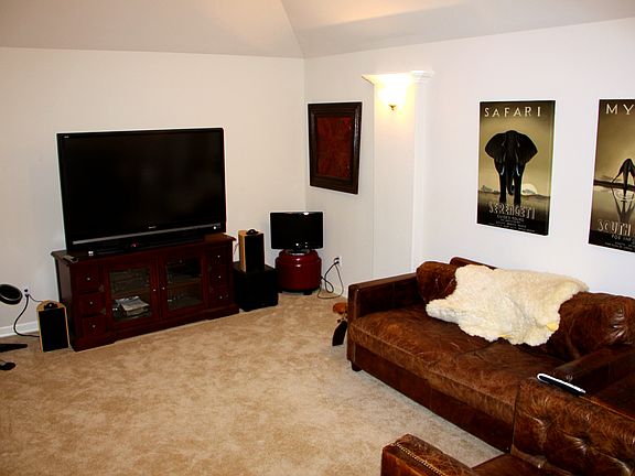 Media/Bedroom