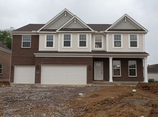 5981 Hawks Ln, Milford, OH 45150