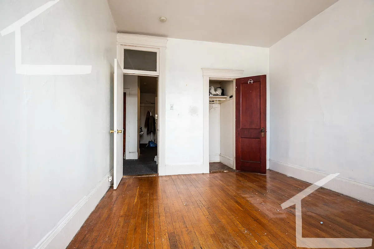 Building Photo - 48 Brighton Ave #27