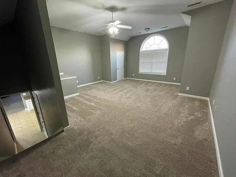 1365 Mountain Way — Photo 11