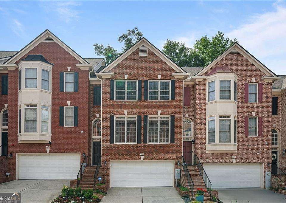 1st image of 2144 Briarwood Blf NE