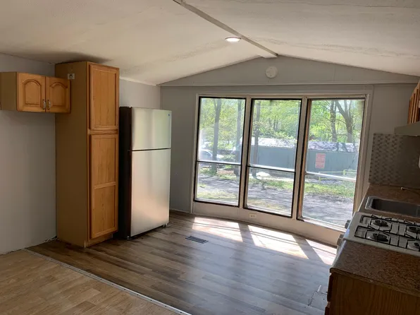 200 Fosler Rd, Highland, NY