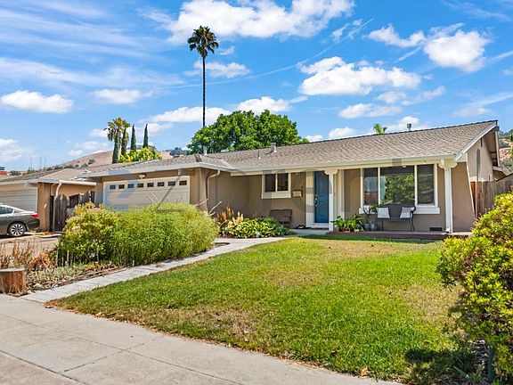2nd image of 6254 Hopi Cir
