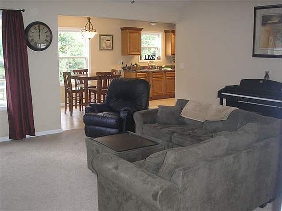 5th image of 116 Renee Dr