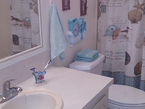 4th image of 8952 W Forest View Dr
