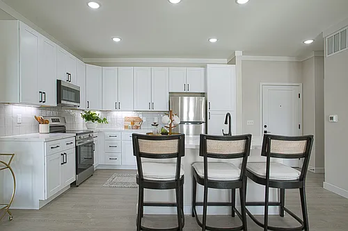 Relay 129 Apartments & Townhomes Photo 1