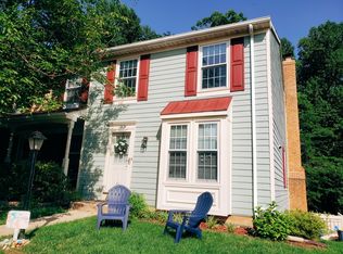 1509 Autumn Ridge Cir, Reston, VA 20194