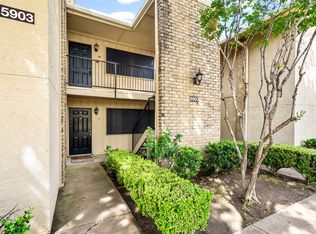 5903 Harvest Hill Rd APT 2074, Dallas, TX 75230