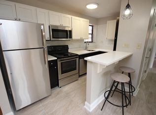5925 5th Ave, Pittsburgh, PA 15232